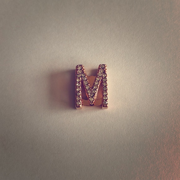 M_5b01d6caa825a673c6e3e07c